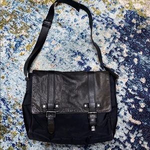 Kenneth Cole Leather Messenger Bag